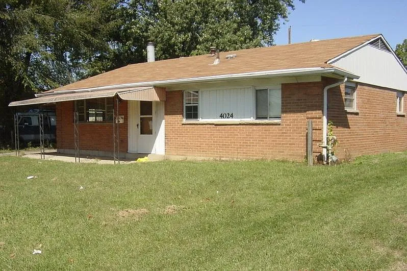 4024 E Livingston Ave photo 1