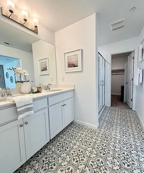 4173 Arjuna Way — Photo 10