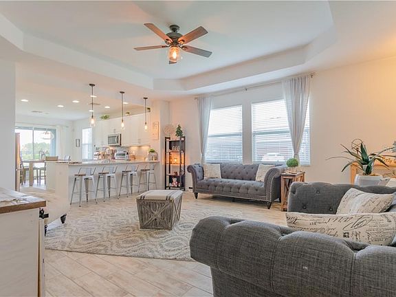 3rd image of 4077 Balcony Breeze Dr