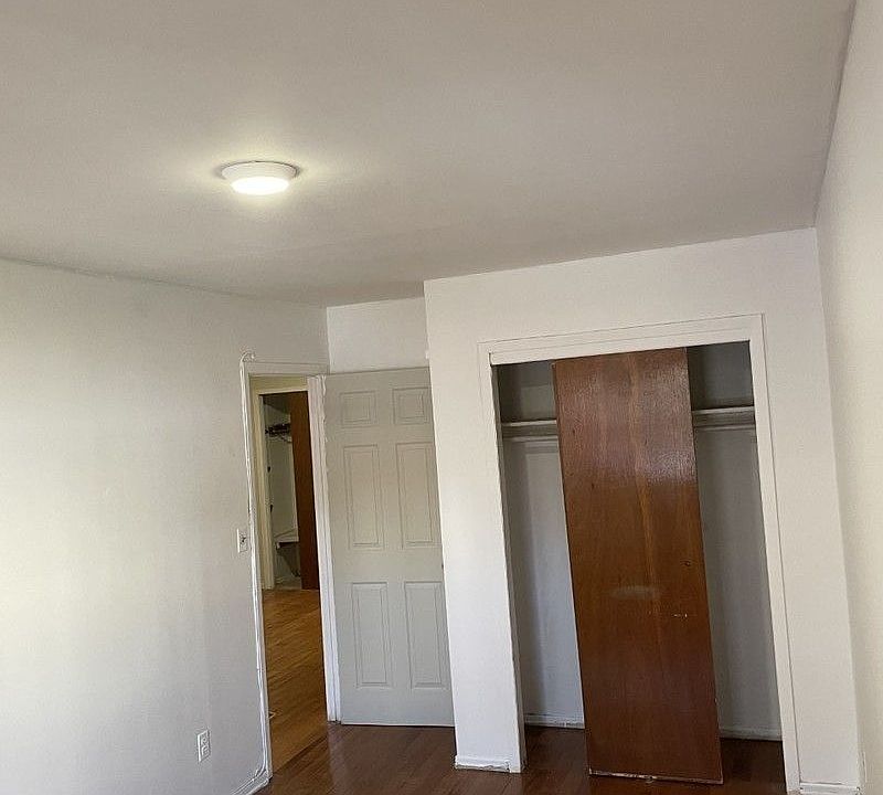 1st image of 108-68 42nd Ave #1