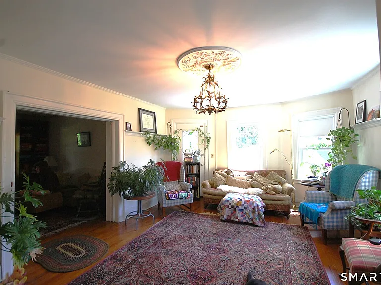 33 Barry Ave #1 — Photo 9