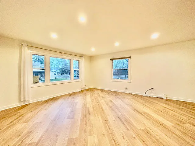 25640 W Glade Dr — Photo 3