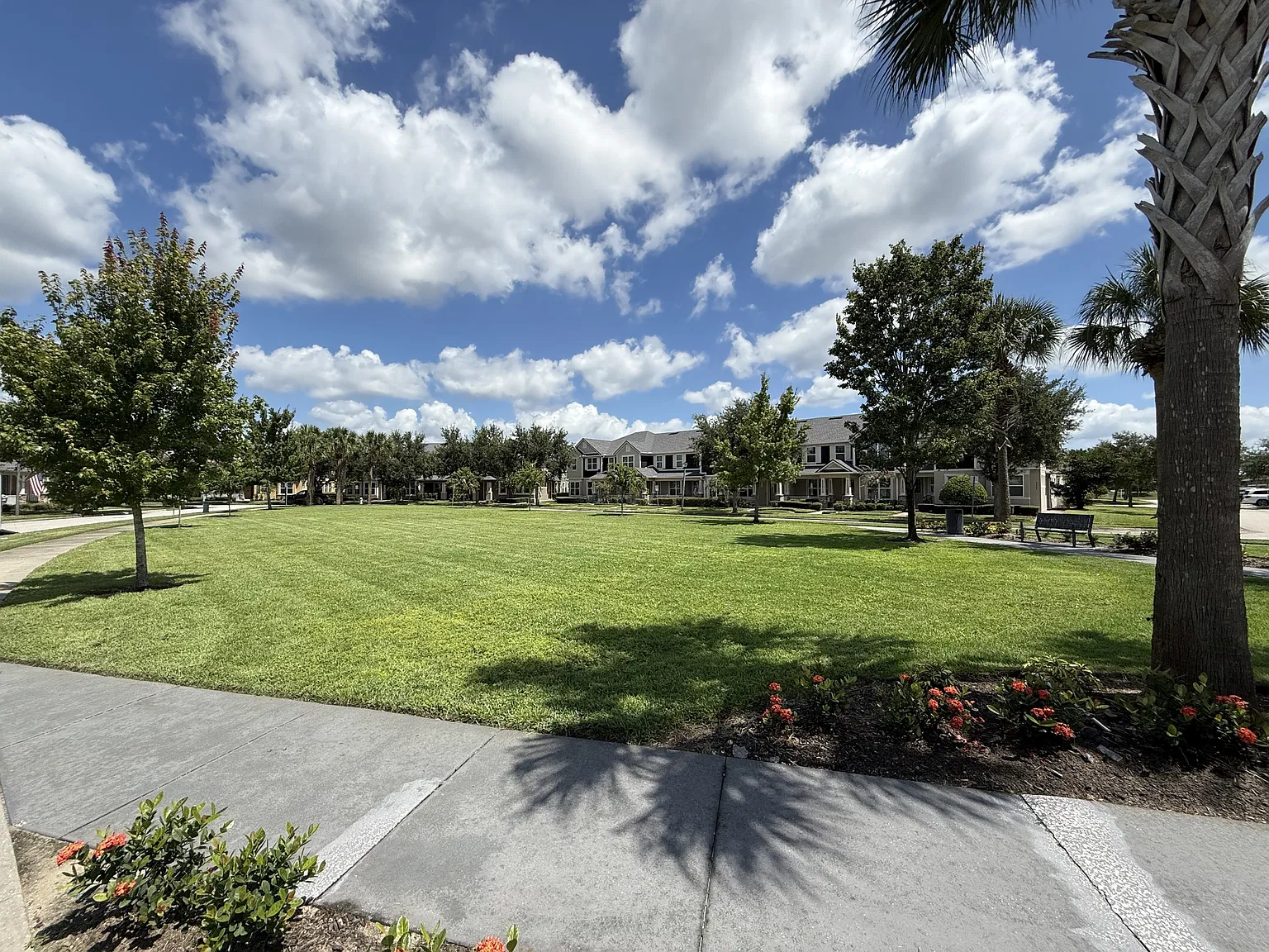8674 Wellington Blue Lane - 8674 — Photo 4