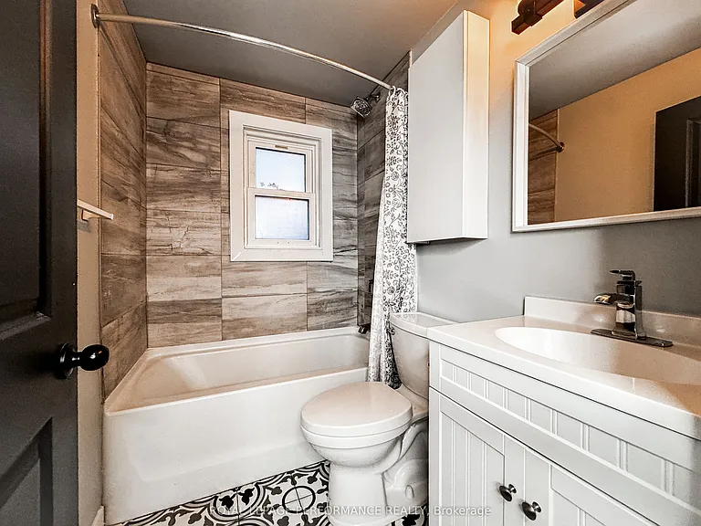 726 Cummings Ave #A — Photo 13