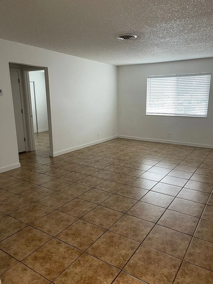 Building Photo - 248 Boulder Creek Dr