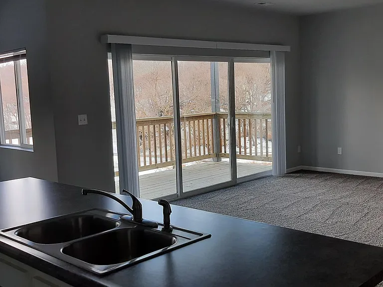 Fontenelle Hills — Photo 13