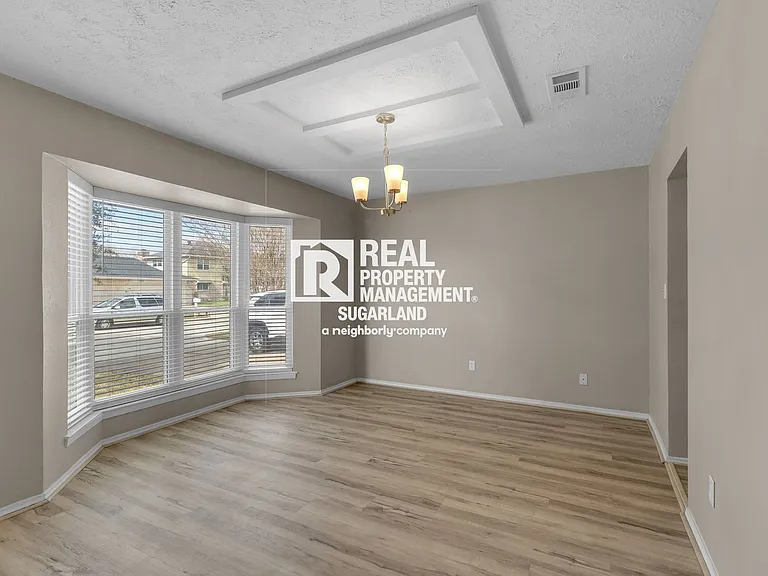 10515 Long River Dr — Photo 5