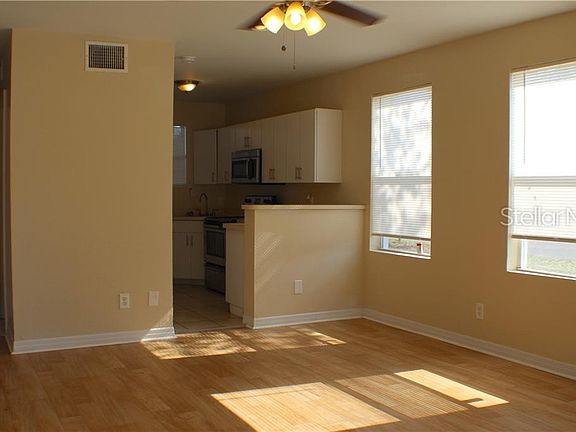 3rd image of 2901 Emerson Ave S