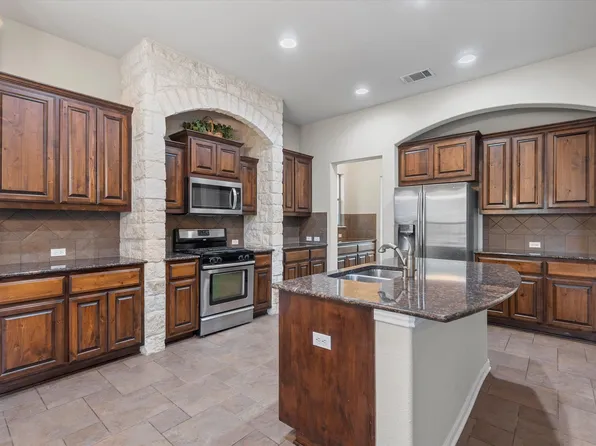 11621 Cherisse Dr, Austin, TX 78739