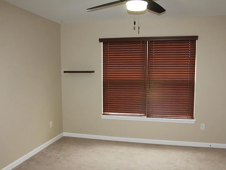 1258 Patriot Way — Photo 34