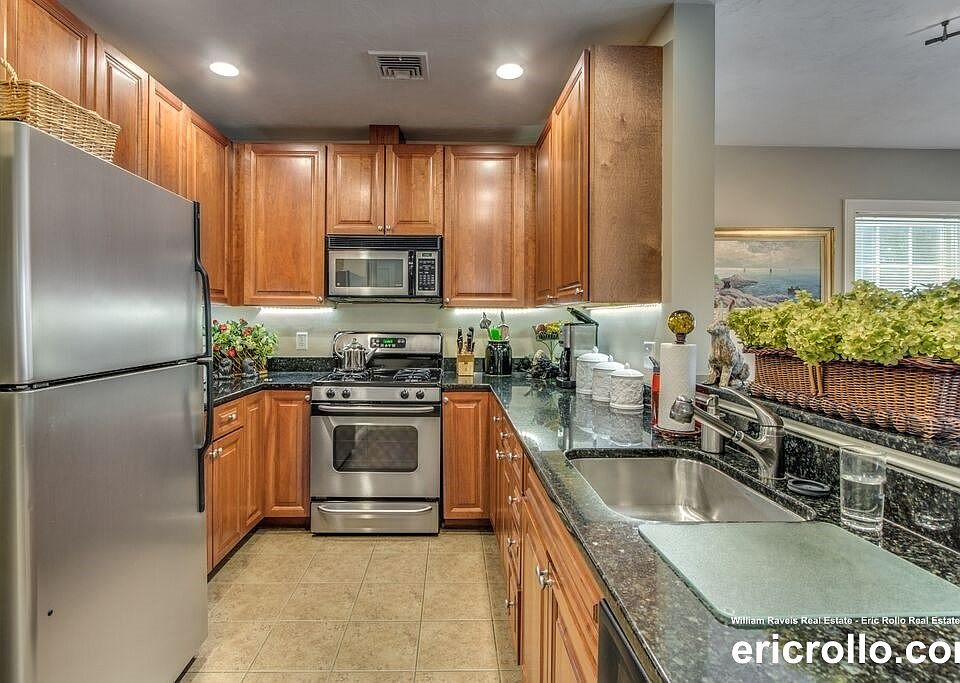 1st image of 62 Hastings St APT 104