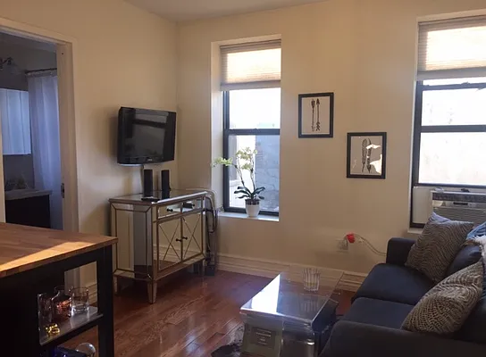 Rented by Geraldine Capasso, LREB | media 22