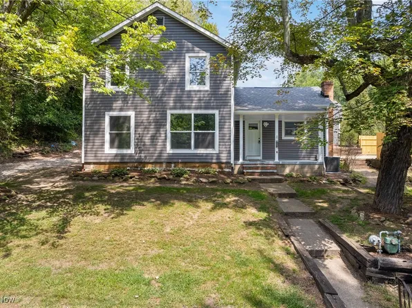 2767 Clinton Rd, Clinton, OH 44216