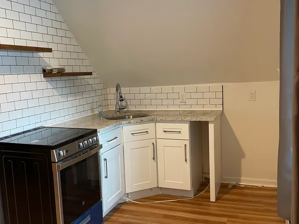 (undisclosed Address), Levittown, NY 11756