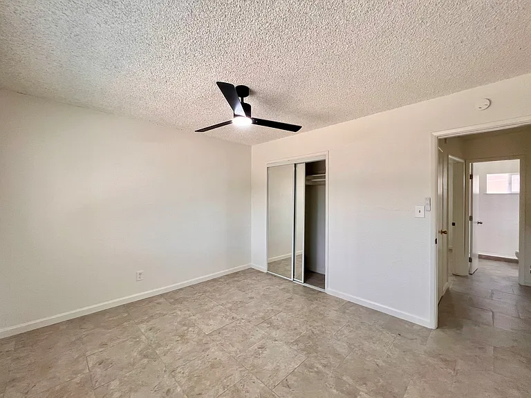 Bedroom (1)