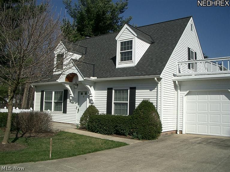 1st image of 30655 Cambridge Ct E Unit 11