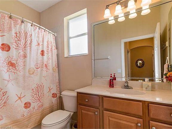 5th image of 14182 Fall Creek Ct
