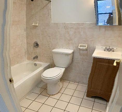 4th image of 14 Park St APT 13