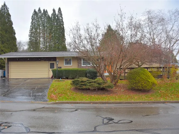 541 Gilmore St, Meadville, PA 16335