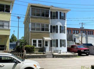 3 Risso Ct, Worcester, MA 01604