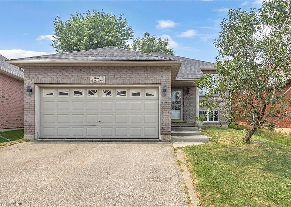 1st image of 4 Dowden Ave