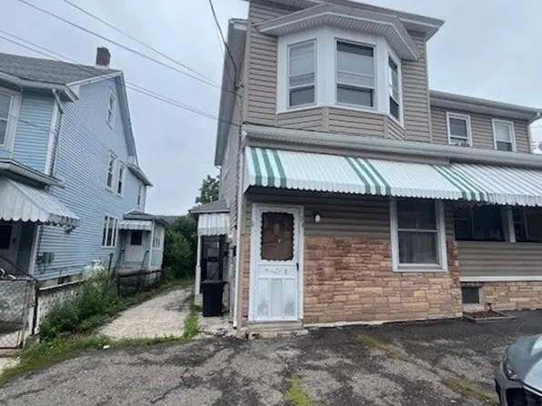 15 W High St, 15 W High St #2, Coaldale, PA 18218