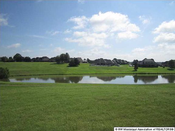 3rd image of 12852 Arbor Dr