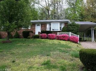 19109 Wayne Dr, Triangle, VA 22172