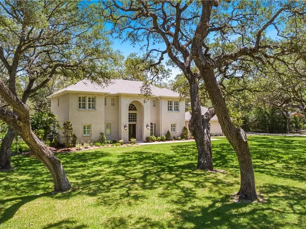 313 Treasure Oaks, Inez, TX 77968