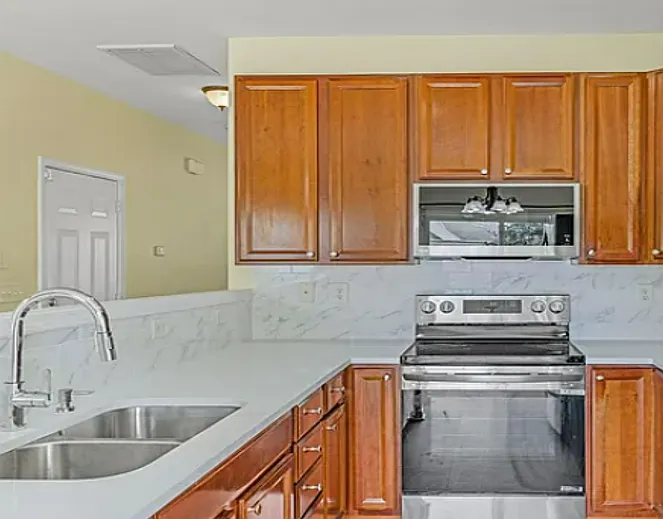 12203 Royal Castle Ct — Photo 7