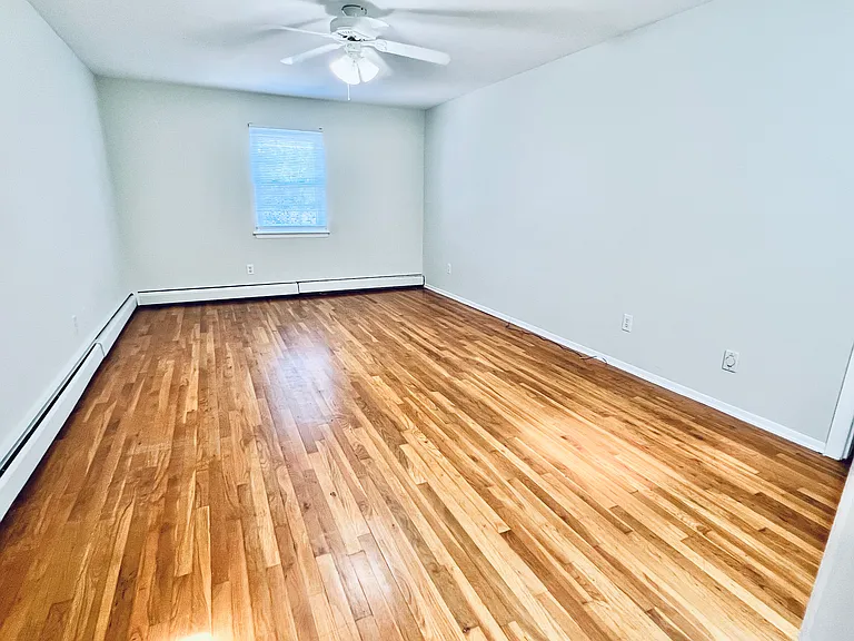 1470 Wagner St — Photo 12