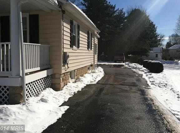 2nd image of 211 Fulford Ave