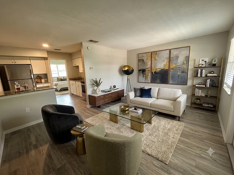 Janie B Apartments — Photo 7