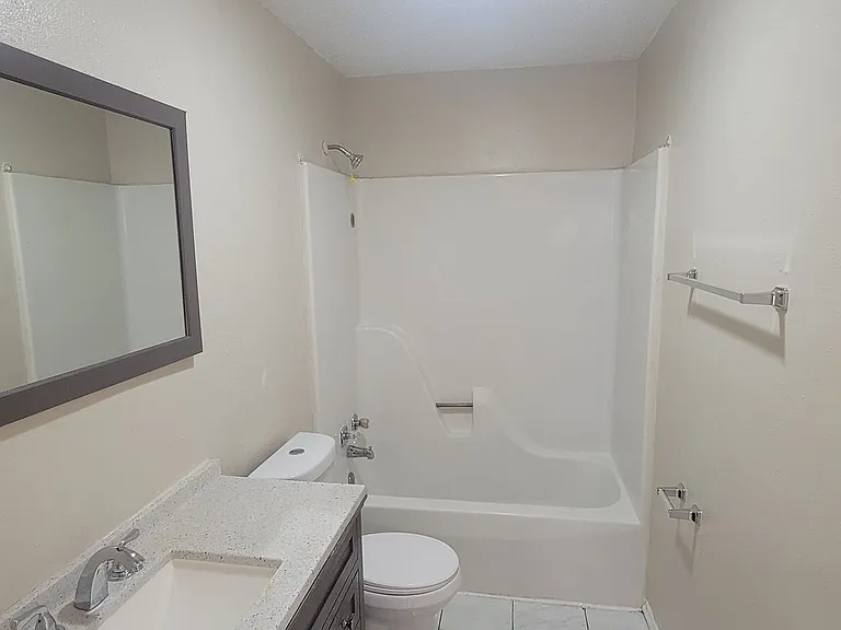 3019 Aspin Dr — Photo 8