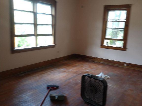 Back left corner bedroom ...pale pink/peach color
