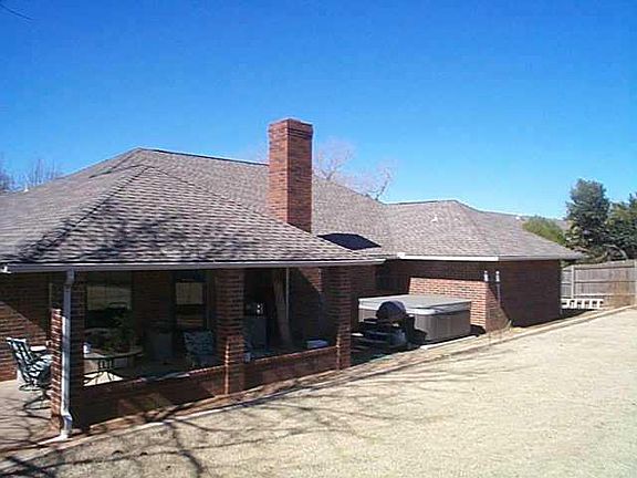 3rd image of 11048 W Country Dr