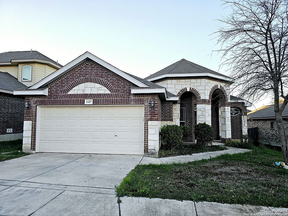 1st image of 1407 KINGBIRD CT
