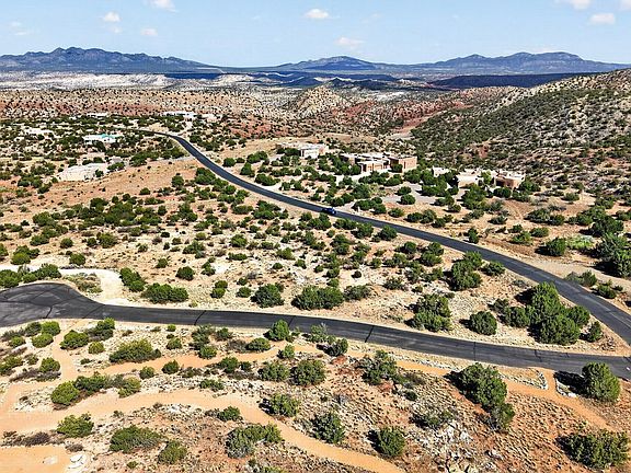 4th image of Diamond Tail Rd Lot 36