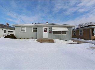 1917 Neptune Ave, Racine, WI 53404