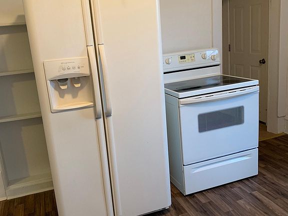 Kitchen with foyer to back door