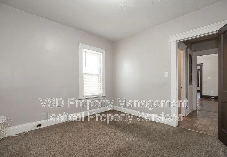 12819 Edmonton Ave #DOWN — Photo 17