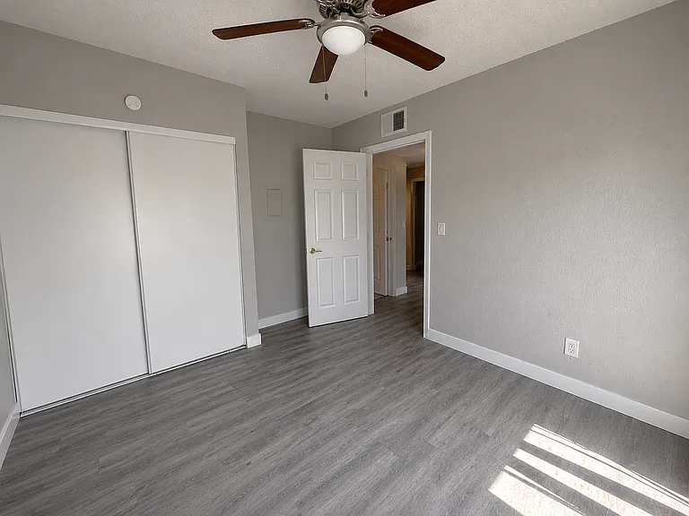 1753 E Harvard St #1 — Photo 9