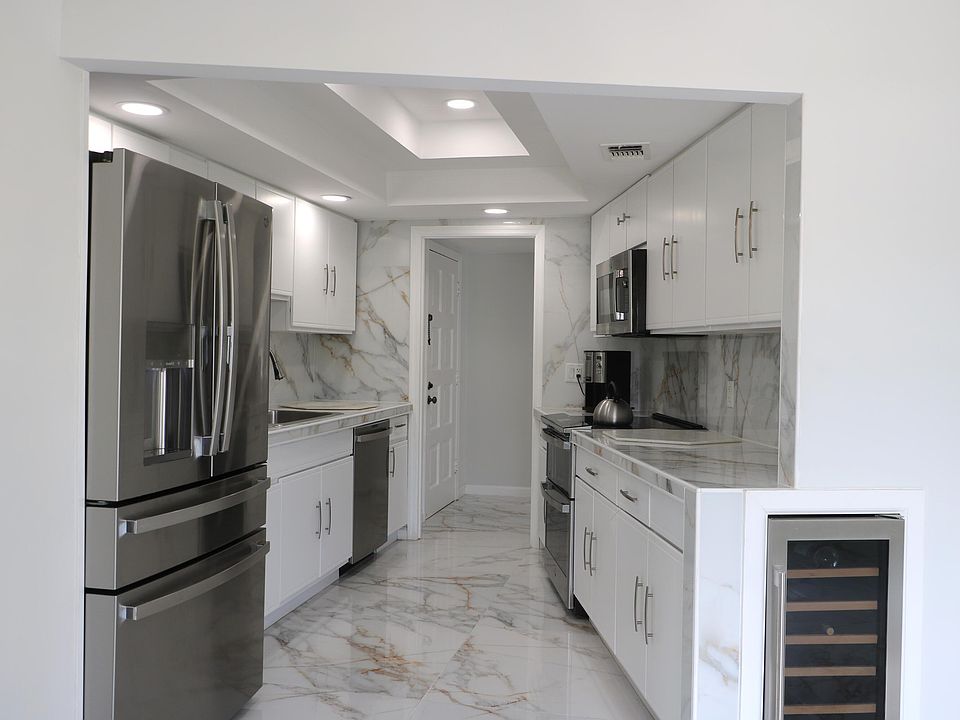 1st image of 11811 Ave Of The Pga #3-2f