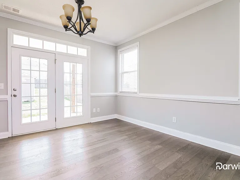 6012 Ladish Ln — Photo 5