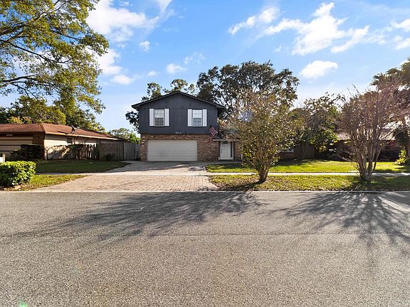 2nd image of 8413 Shady Glen Dr