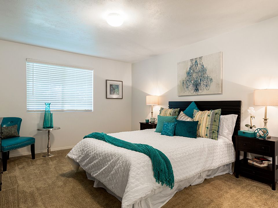 Large Bedroom