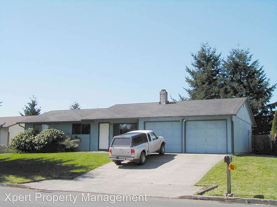 1st image of 304 SE 151st Ave