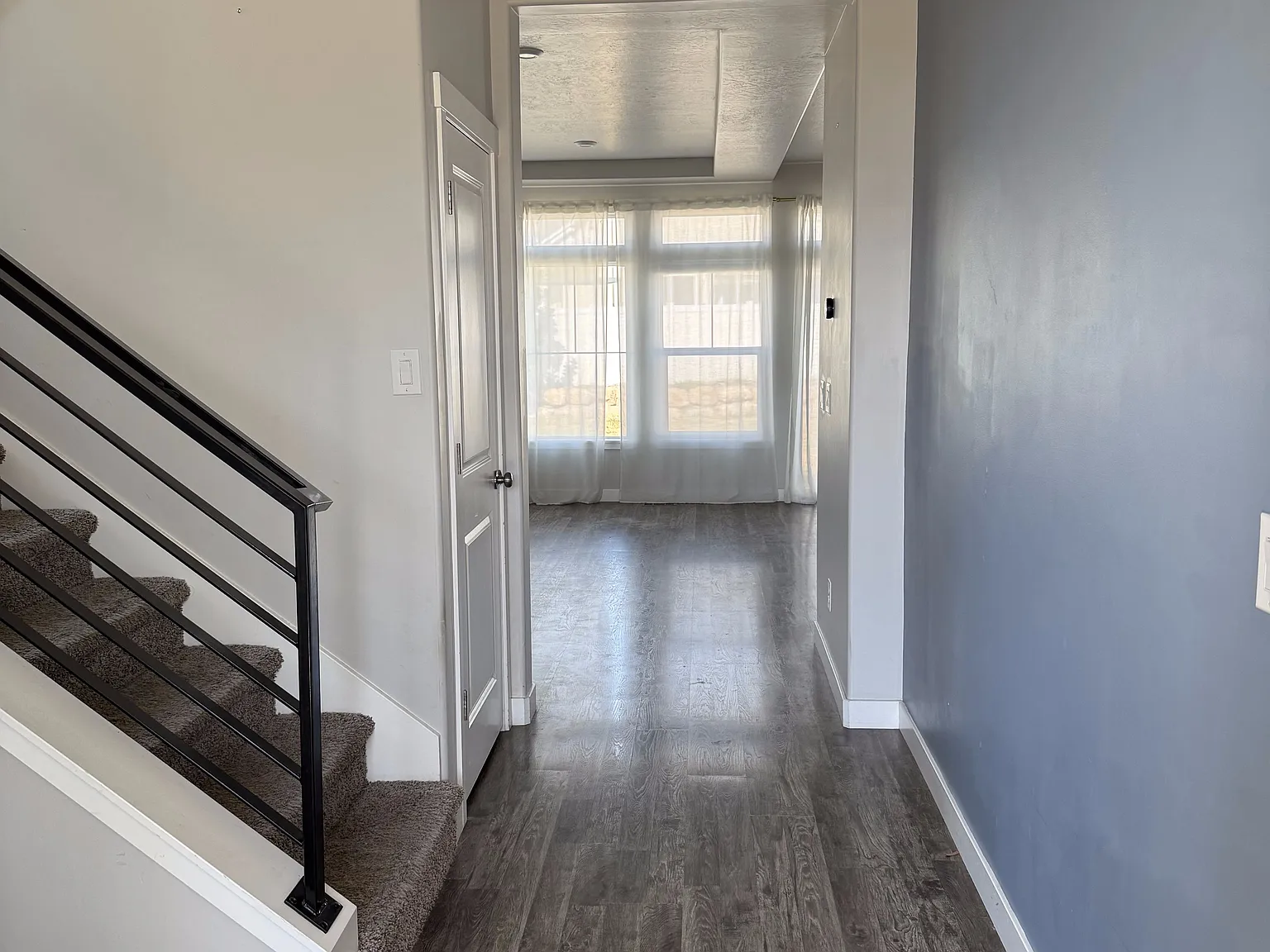 4 bed, 3000 sqft, $2,750 — Photo 3
