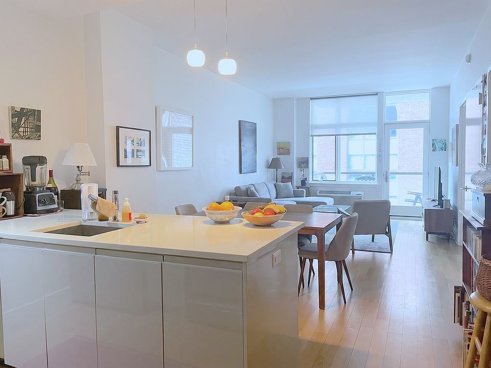 1st image of 226 50th Ave APT 8D