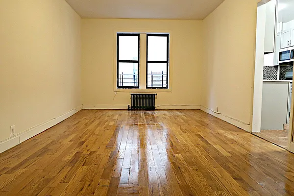 Rented by Level Group | media 2